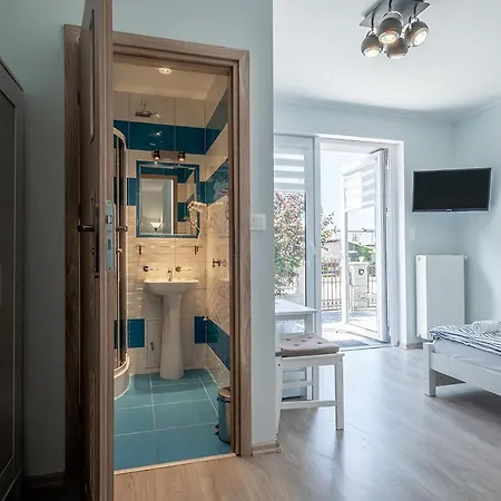 בית אירוח Bedroom - *