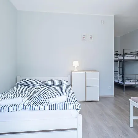 Kwatera prywatna Bedroom - *